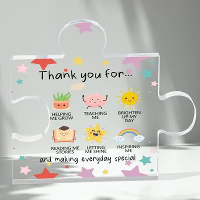 Thank You Gifts - Heart-Shaped Acrylic Desk Decor with Appreciation Message for Women, Teacher,