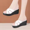 6 cm Kleine Größe 32-43 Weiche Leder Rutschen Sommer Keile Schuhe 2024 Med Heels Plattform Hausschuhe Frauen für Büro Mama Strand