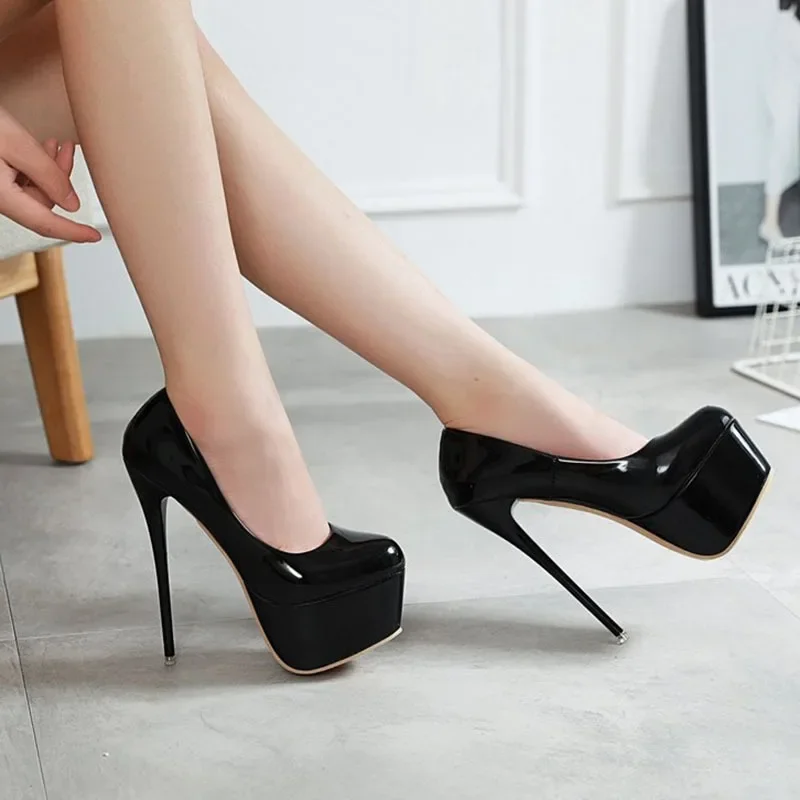Plattform Heels Frauen Hochzeit Schuhe weiblich sexy dünne High Heels 16cm Pumps Frauen schwarz Lack leder Damenschuhe plus Size35-43 super-high heel plateau schuhe pumps damen hohe schuhen damen