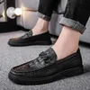 Flache Herren Lederschuhe Slipper runde Zehen männliche Freizeit schuh weiche Voll narben Mokassin Retro Sommer Verkauf klassische Original größe 45
