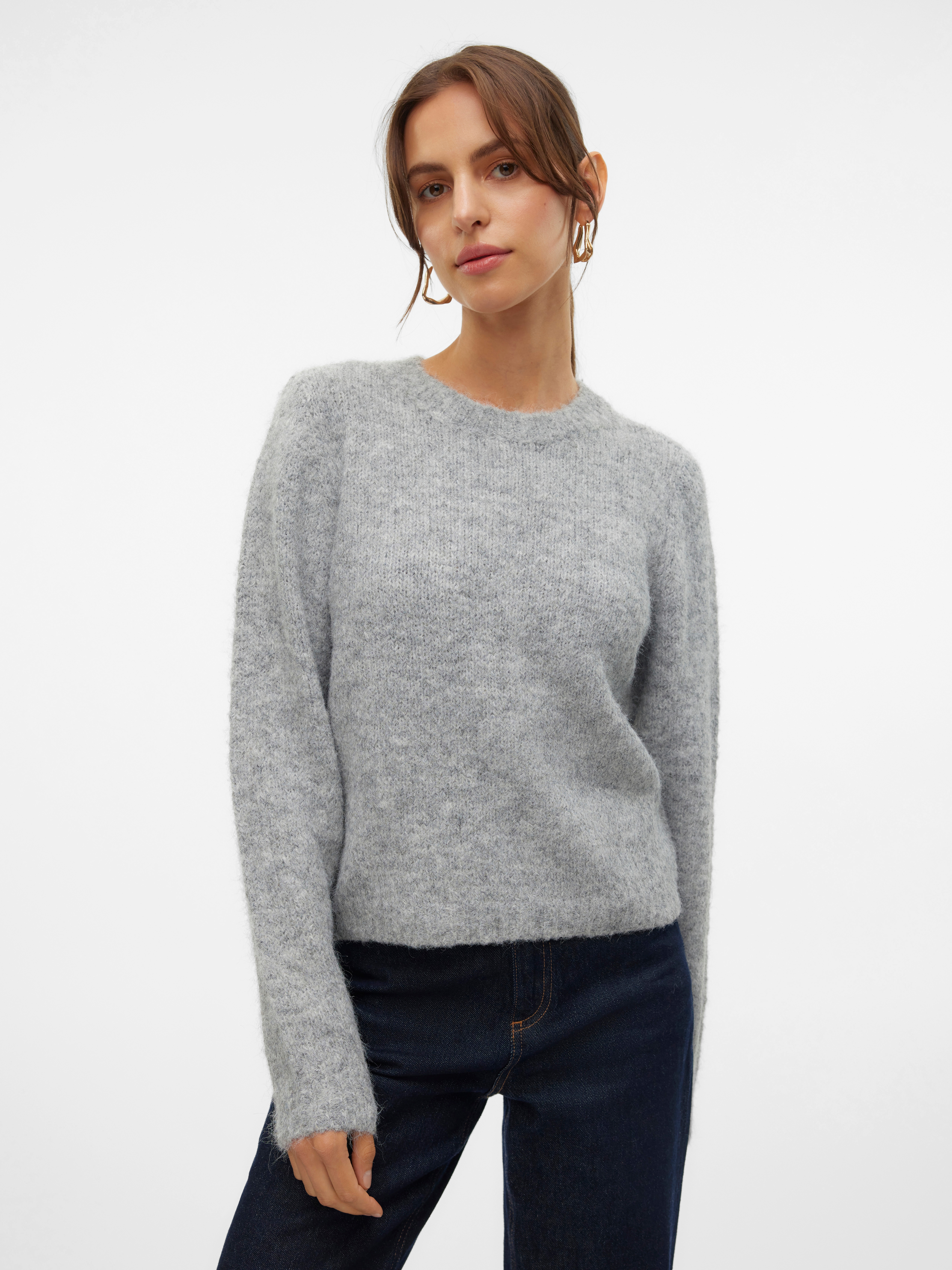 Strickpullover VERO MODA "VMNOVAH LS O-NECK PULLOVER GA NOOS", Damen, Gr. S, grau (medium grau melange), Strick, Obermaterial: 70% Polyester, 21% Nylon, 8% Wolle, 1% Elasthan, unifarben, regular fit taillenbedeckt, Rundhals, Pullover Strickpullover