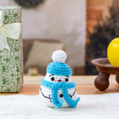 Cute Snowman,'Crocheted Christmas Decorative Accent with Snowman Motif'