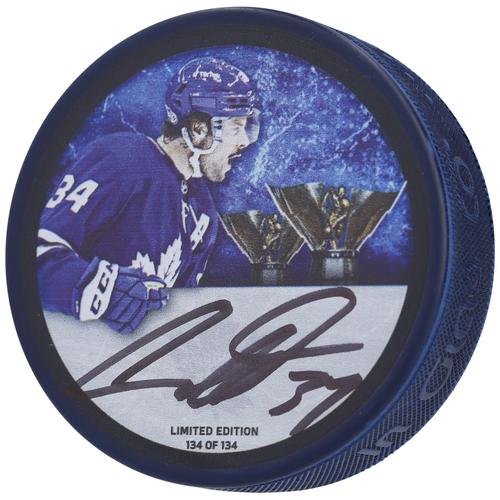 Auston Matthews Toronto Maple Leafs signierter Inglasco Rocket Richard Puck - Limitierte Auflage von 134