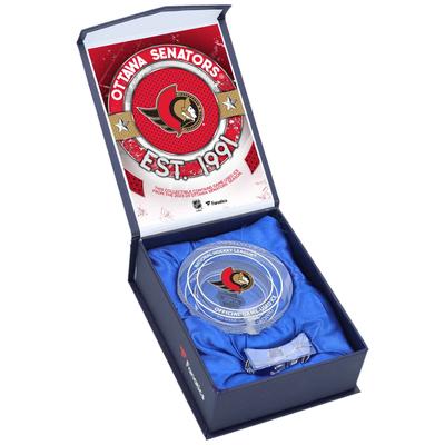 Ottawa Senators Crystal Puck – gefüllt mit Heimeis aus der Saison 2023–24 Image
