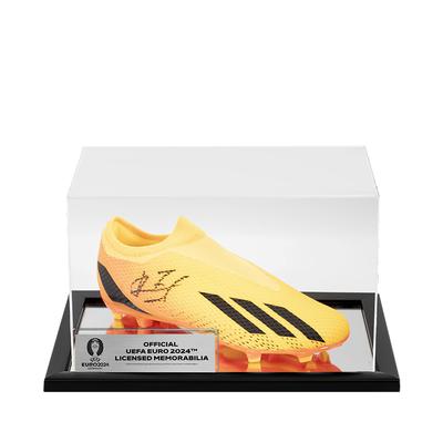 UEFA 2024 Offizieller, von Andriy Shevchenko signierter orangefarbener Adidas X Speedportal .3-Schuh in Acrylhülle Image