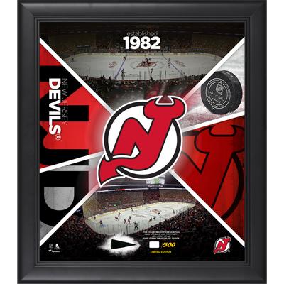 Gerahmte 15 x 17 Zoll große Team Impact-Collage der New Jersey Devils mit einem Stück eines beim Spiel verwendeten Pucks – limitierte Auflage von 517 Stück Image