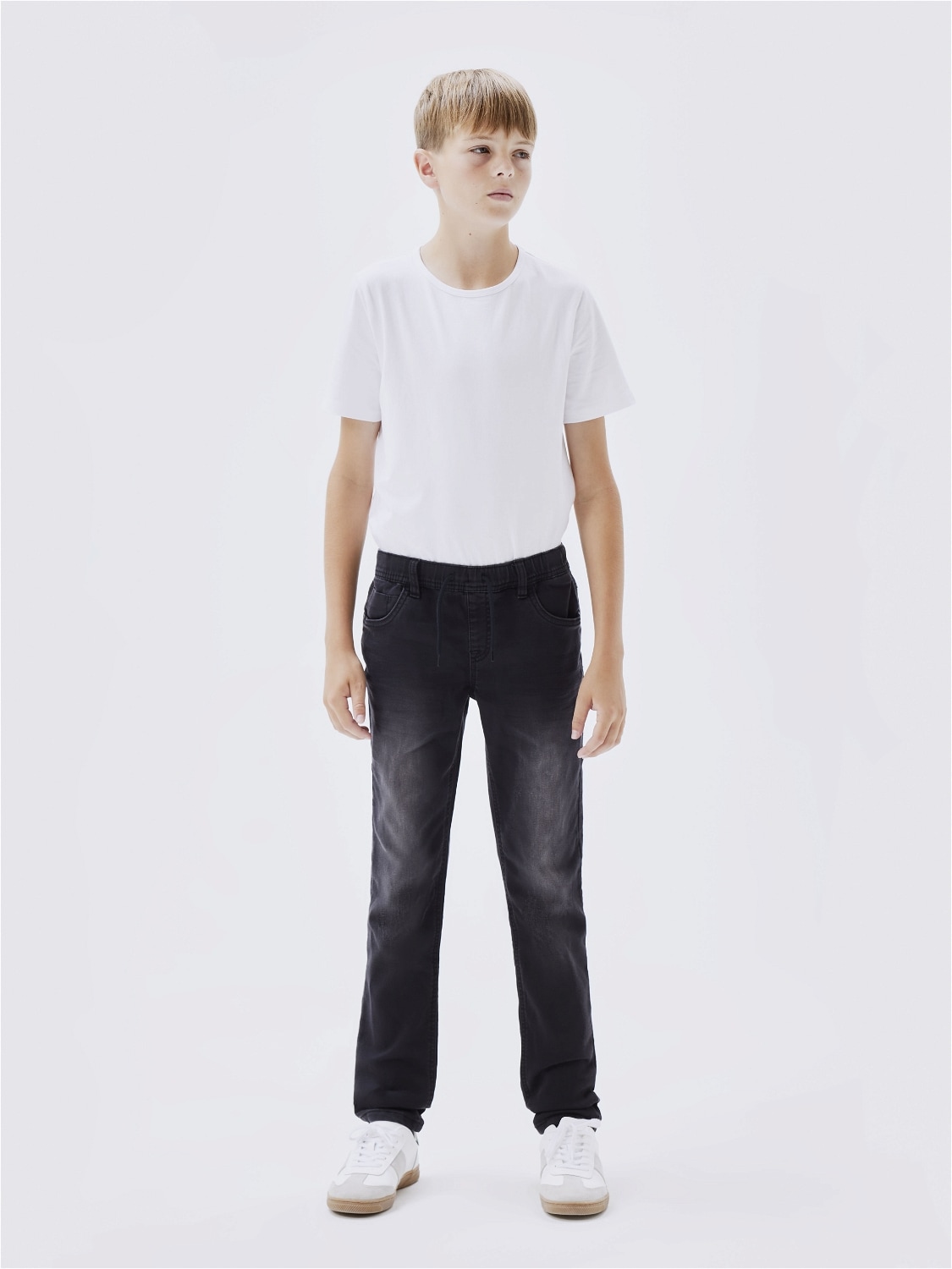 Schlupfjeans NAME IT "NKMROBIN DNMTHAYERS", Jungen, Gr. 158, N-Gr, schwarz (schwarz, denim), Denim/Jeans, Obermaterial: 70% Baumwolle, 27% Polyester, 3% Elasthan, Abriebeffekte, relaxed fit, Jeans, Topseller Image