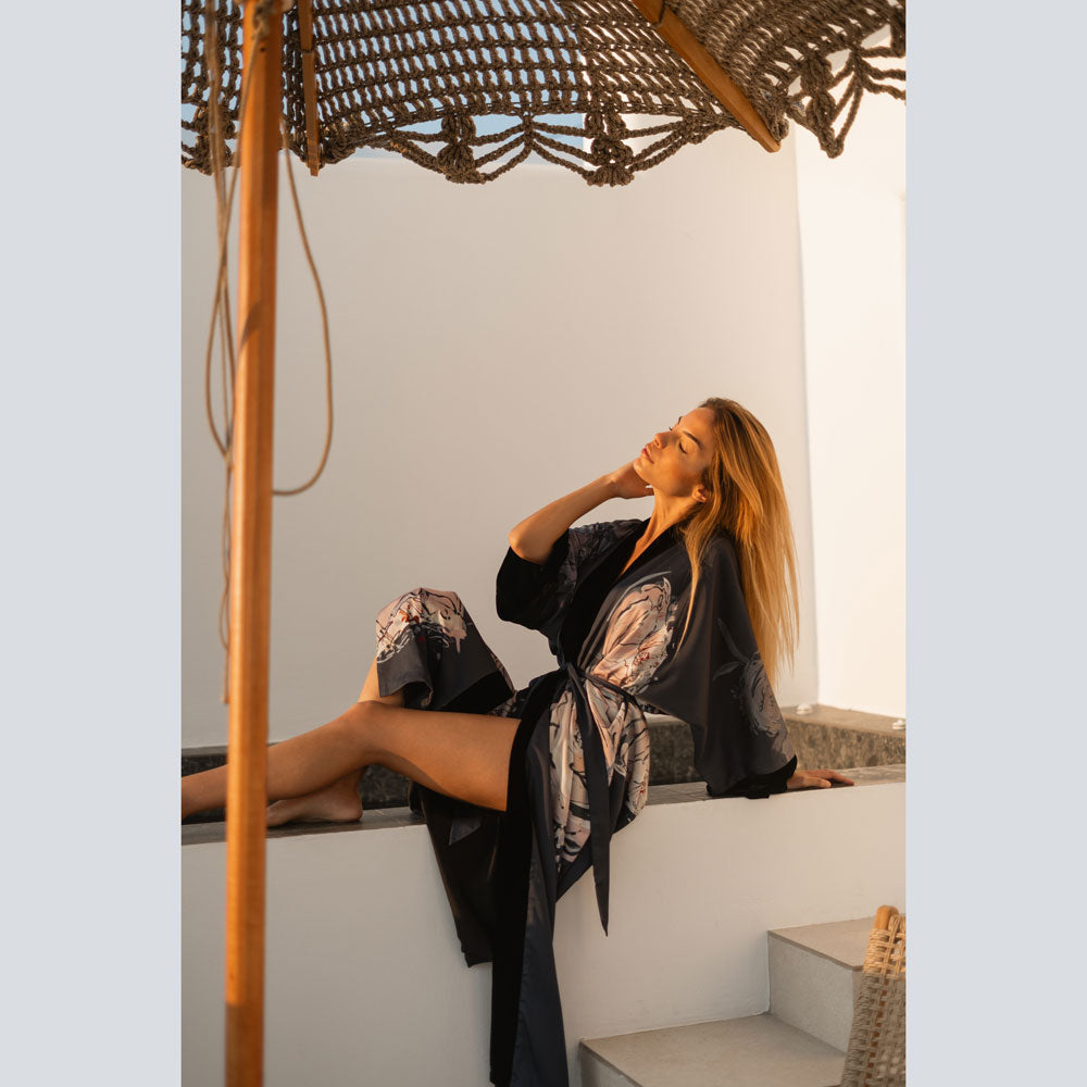 KIM+ONO Kimono Robe | Jia Long Kimono Wrap | Polyester Charmeuse | Black | Long