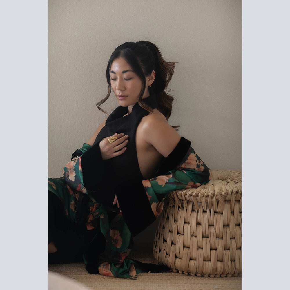 KIM+ONO Kimono Robe | Azumi Short Kimono Wrap | Polyester Charmeuse | Green | Short