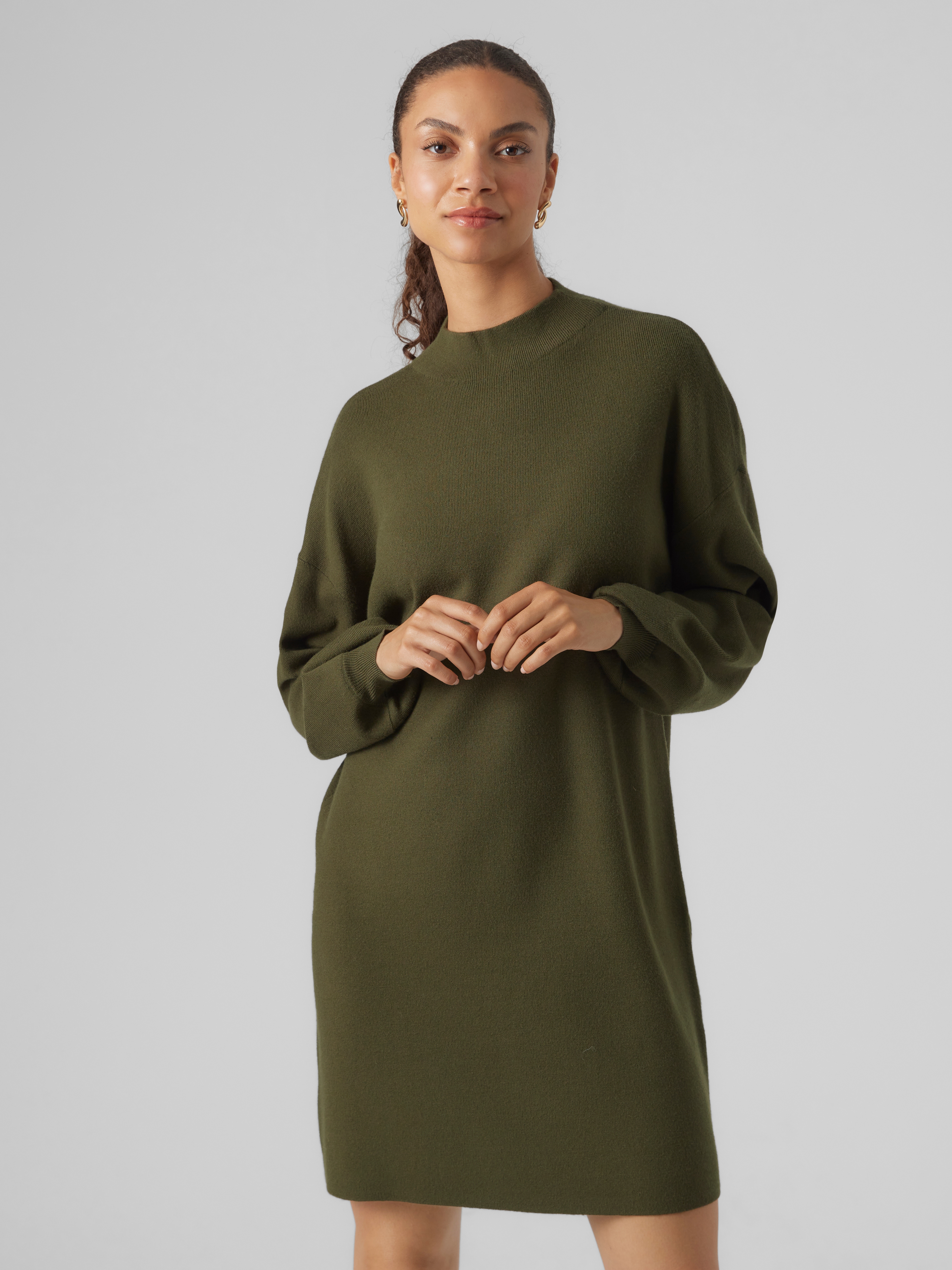 Strickkleid VERO MODA "VMNANCY LS FUNNELNECK DRESS GA NOOS", Damen, Gr. XS, N-Gr, grün (rifle grün), Feinstrick, Obermaterial: 52% Viskose, 28% Polyester, 20% Nylon, unifarben, loose fit, Rippbündchen, Kleider Strickkleid