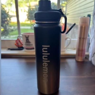 Lululemon Athletica Dining | New Lululemon Back To Life Sport Bottle 18 Oz | Color: Black/Green | Size: Os