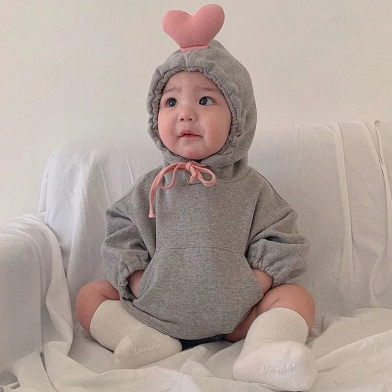 2023 frühling Herbst Baby Mädchen Kleidung Set Baumwolle Hoodie Patchwork Liebe Kordelzug Strampler Anzug Dünne Hosen Socken Kleinkind Outfits Image