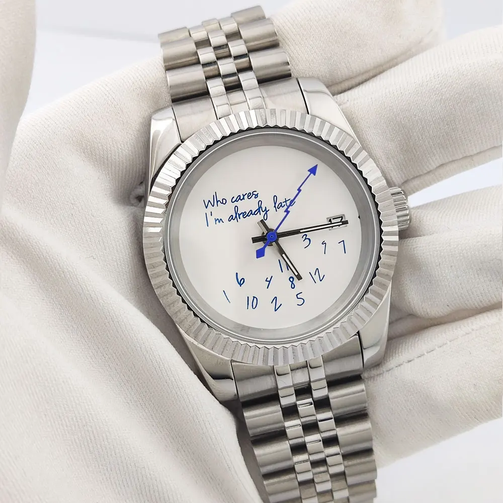 NH35 Custom Watch 39MM Herrenuhrwerk Weißes mattes Zifferblatt Individuelles Logo Edelstahlgehäuse Saphirglas neue NH35-Uhr Image