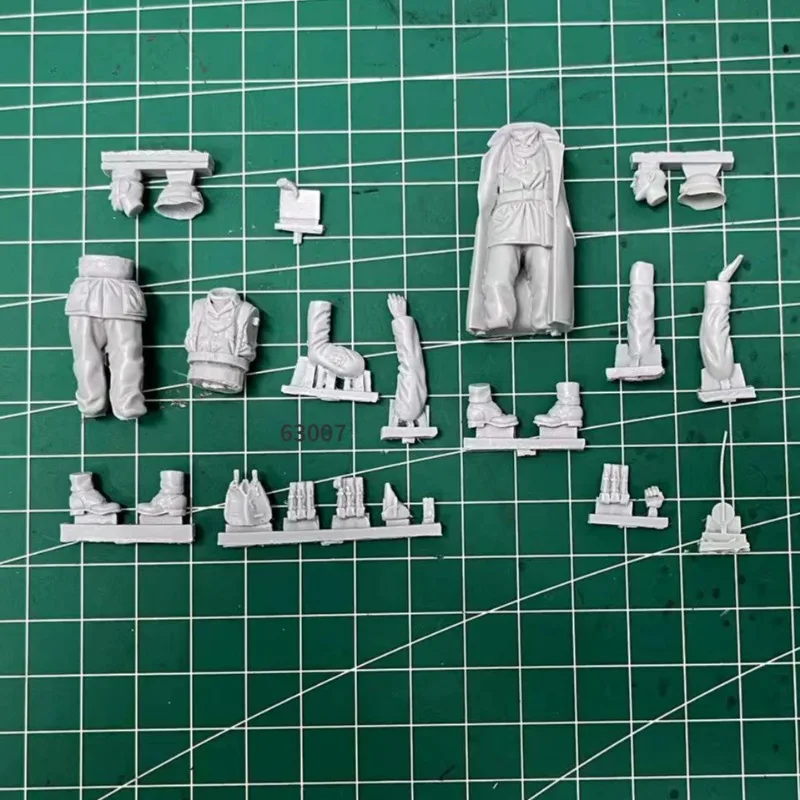 1/35 Maßstab Harz Körper montiert Modell Kit Winter Soldat und Offizier 2 Personen Miniatur Statuen unmontiert unbemalte DIY Spielzeug Image