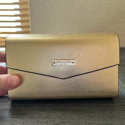 Kate Spade Portable Audio & Video | Kate Spade Ny | Portable | Wireless | Bluetooth Speaker | Gold | Color: Black/Gold | Size: Os