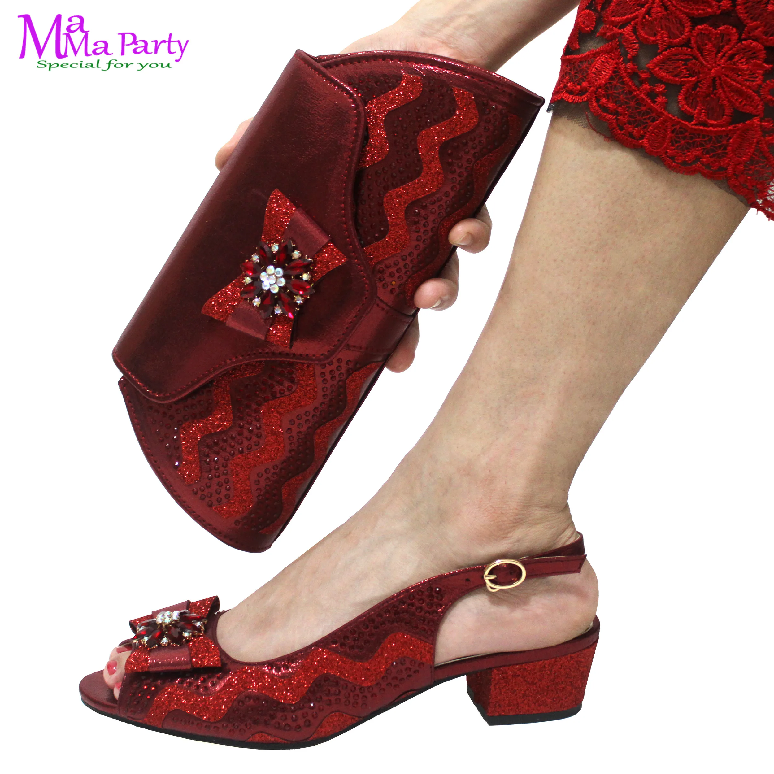 Wein farbe Neuankömmlinge hochwertige Specials Design italienische Damenschuhe und Tasche mit Kristall für Hochzeits feier