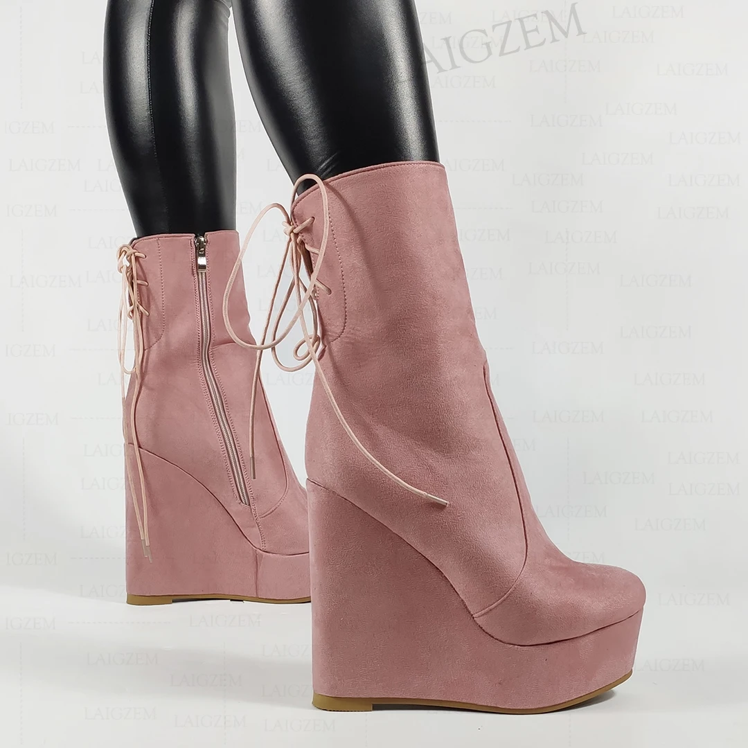 LAIGZEM Frauen Stiefeletten Runde Kappe Keile Seite Zip Booties Faux Sude Höhe Erhöhen Damen Schuhe Frau Große Größe 41 44 47 50 52