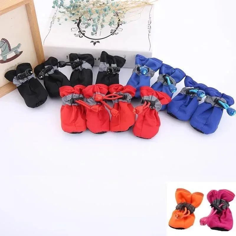 4 stücke Hund Soft-Sohlen Schuhe wasserdichte Haustier Hund Schuhe Anti-Rutsch-Regen Schneeschuhe Schuhe dicke warme Haustier Socken für kleine Katze Stiefeletten Image