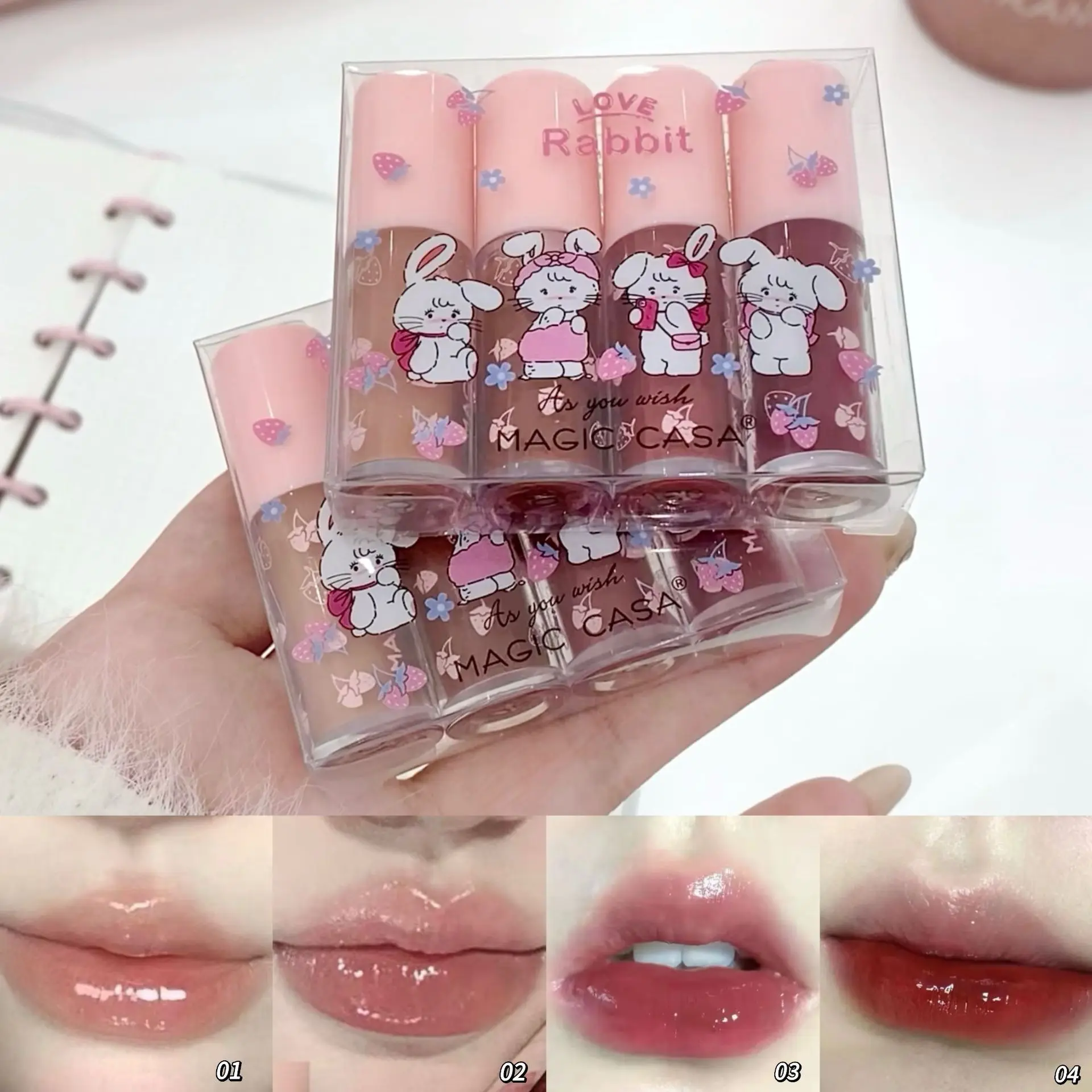 Magic Casa Mini Kaninchen Lip gloss Set | 4-teiliger Spiegel glatter seidiger Glanz | feuchtigkeit spendendes, lang anhaltendes Wasserglanz-Finish Image