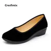 Cresfimix frauen mode süße keil ferse schwarz slip auf tuch schuhe dame retro casual bequeme schuhe