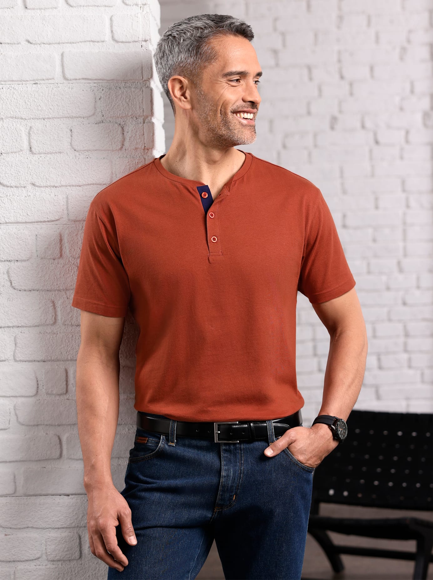 Rundhalsshirt CLASSIC "Rundhals-Shirt", Herren, Gr. 52/54, rot (rostrot), 100% Baumwolle, unifarben, Rundhals, Shirts Image