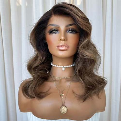 Remy Menschenhaar 5x5 Verschluss 13x4 Spitzenfront Perücke Kurzer Bob Brasilianisches Haar Wellen Mehrfarbig Perücke 130% 150% Haardichte Gefärbte Haarspitzen (Ombré Hair) Natürlicher Haaransatz 100