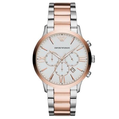 Elegante Herrenuhr der Marke Armani. Die Uhr hat ein Armband, das auch kleiner gemacht werden kann, das Gehäuse hat einen Durchmesser von 44 mm und das Uhrwerk ist Quarz. Marke: ArmaniModellname: AR11209 (44mm)Kategorie: HerrenuhrMaterialien:... Image