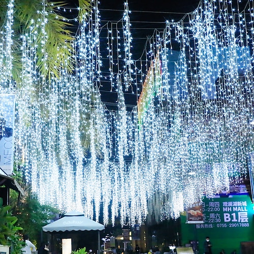 Eiszapfen-Dekorvorhang-Lichterkette 4M - 120 LED Außen Fensterdekorationen für Feengarten Party-Dekor Image