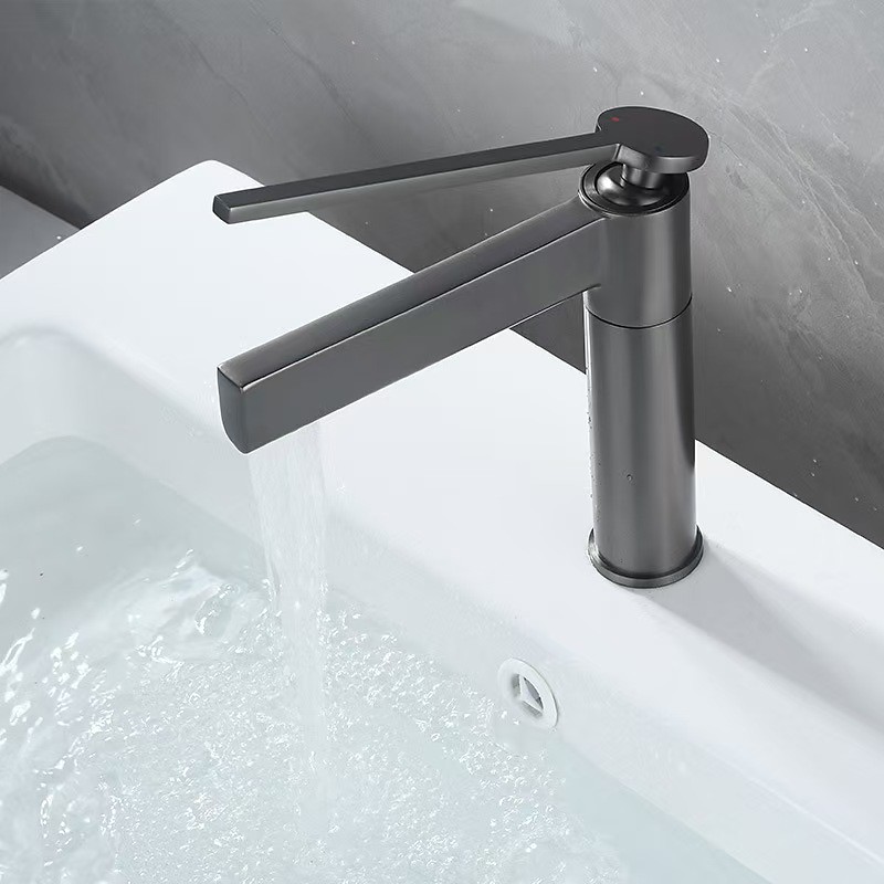 Bathroom Faucet Brass Brushed Gold Basin Faucet Mixer Tap Wash Basin Faucet Single Handle Hot Cold Lavotory Faucet