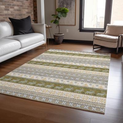 Machine Washable Indoor/ Outdoor Christmas Stripe Chantille Rug