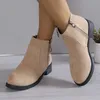 Britische Stiefeletten mit quadratischem Absatz, Wildleder, seitlicher Reißverschluss, kurze Stiefel, Retro-Damen-Schuhe in großen Größen, Botas De Mujer 2025