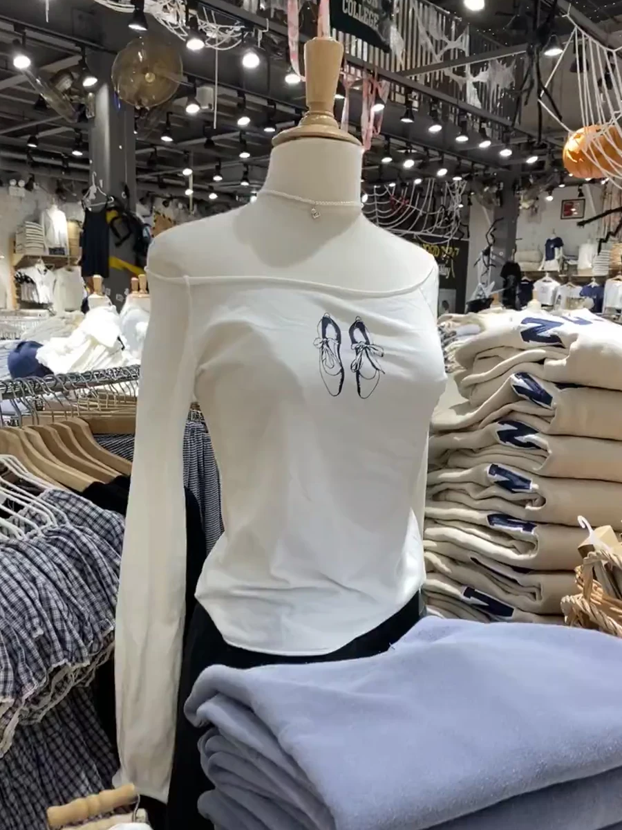 Ballett Schuhe Drucken Langarm T-shirt Frau Herbst Raw Saum Scoop Neck Schlank T Top Süße Nette Adrette Baumwolle Crop Tops Y2k