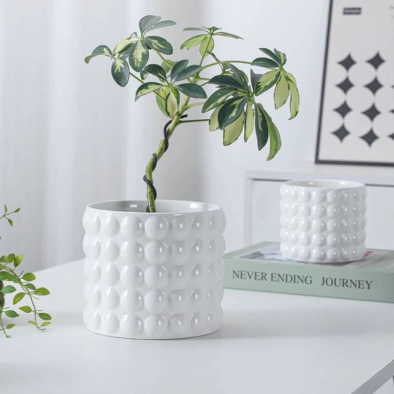 Keramik-Blumentöpfe im europäischen Stil, weiße Blasen für den Innenbereich, kleine Topfpflanzen mit hohem Sinn, spezielle Ornamente für Sukkulenten, Phalaenopsi Image