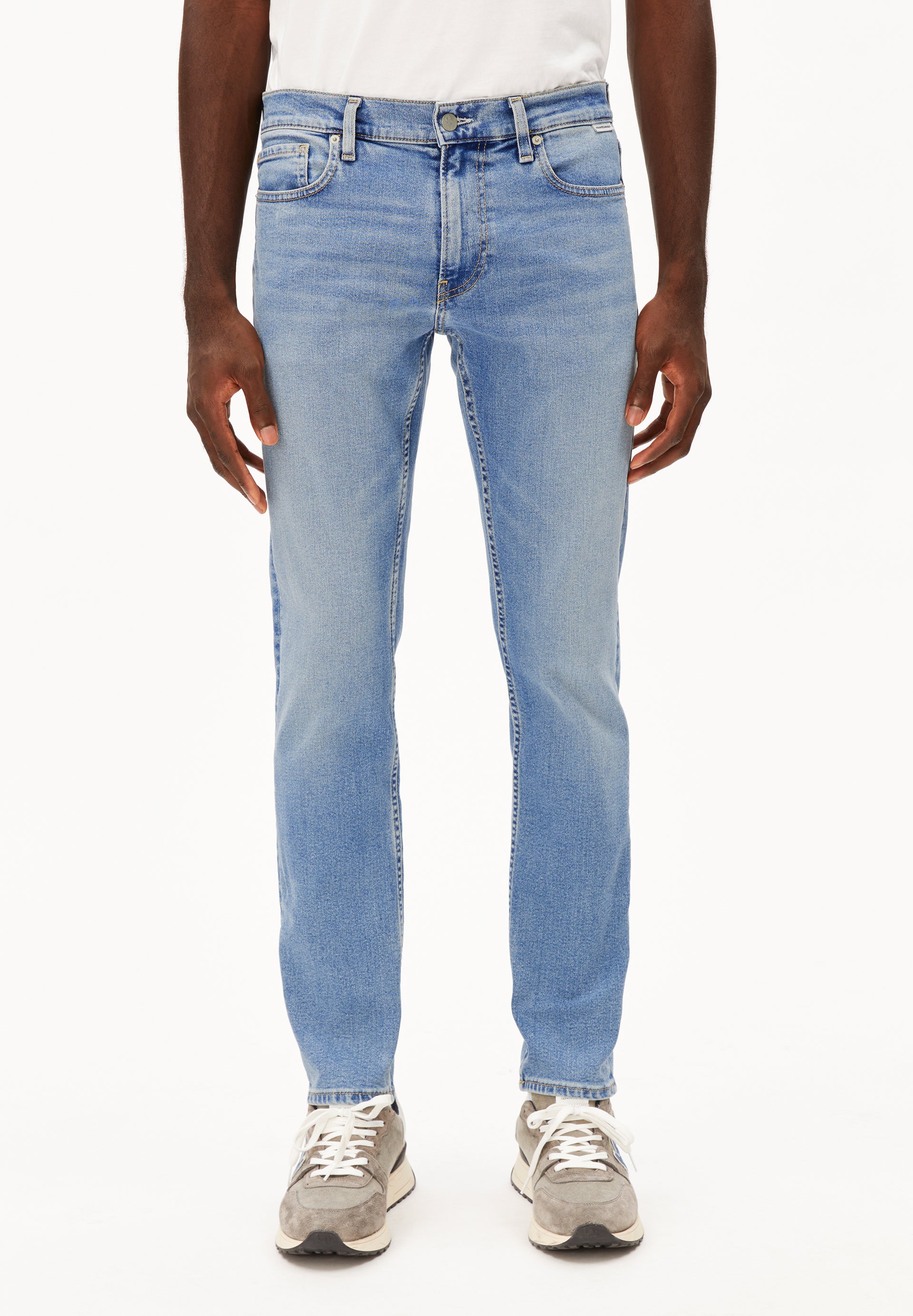 IAAN | Slim Leg High Waist aus recyceltem Baumwoll-Mix Comfort Stretch - blau (36-32) Image