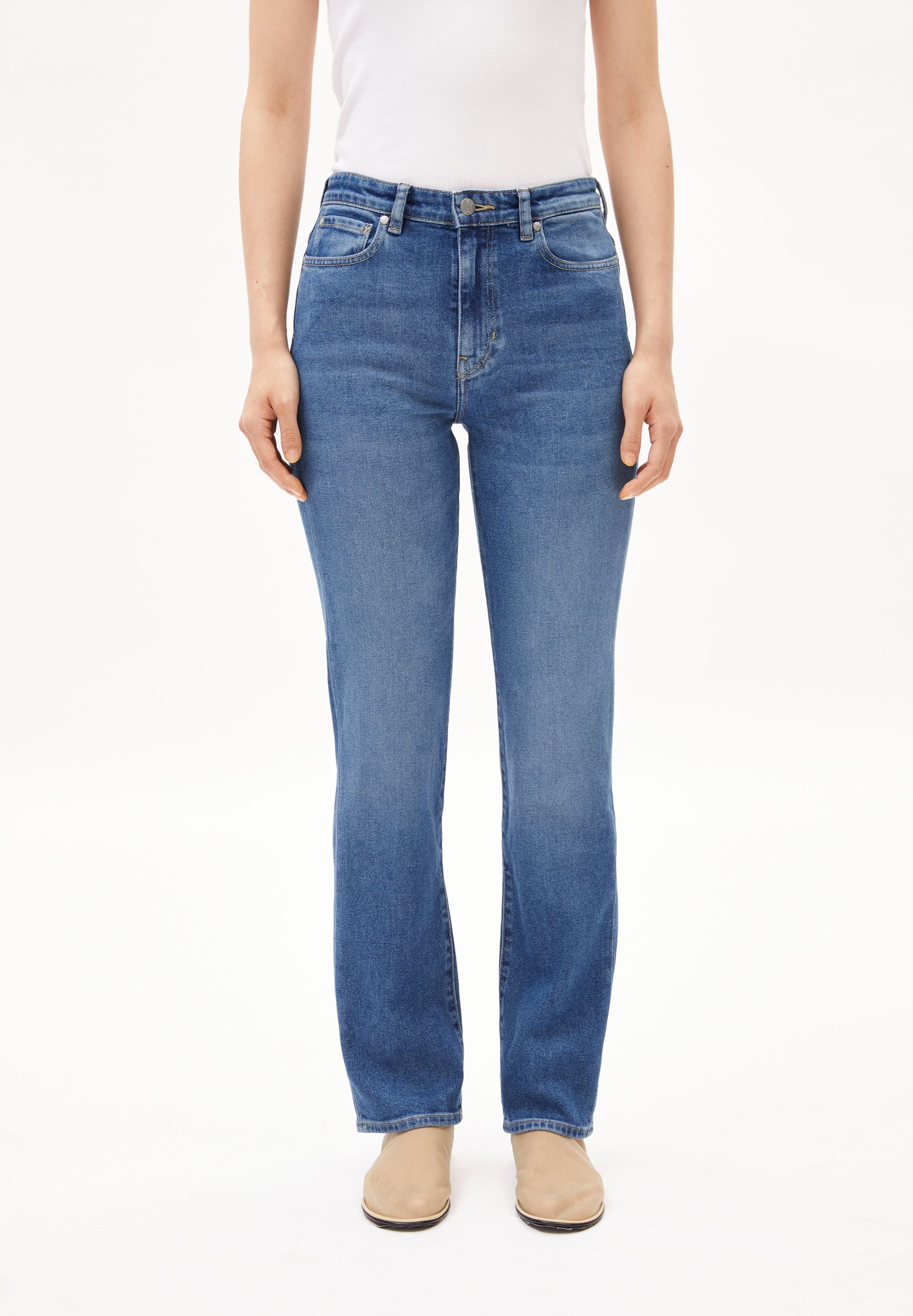 CARENAA | Jeans Straight Leg Mid Waist Bio-Baumwoll Mix Comfort-Stretch - blau (29-32)