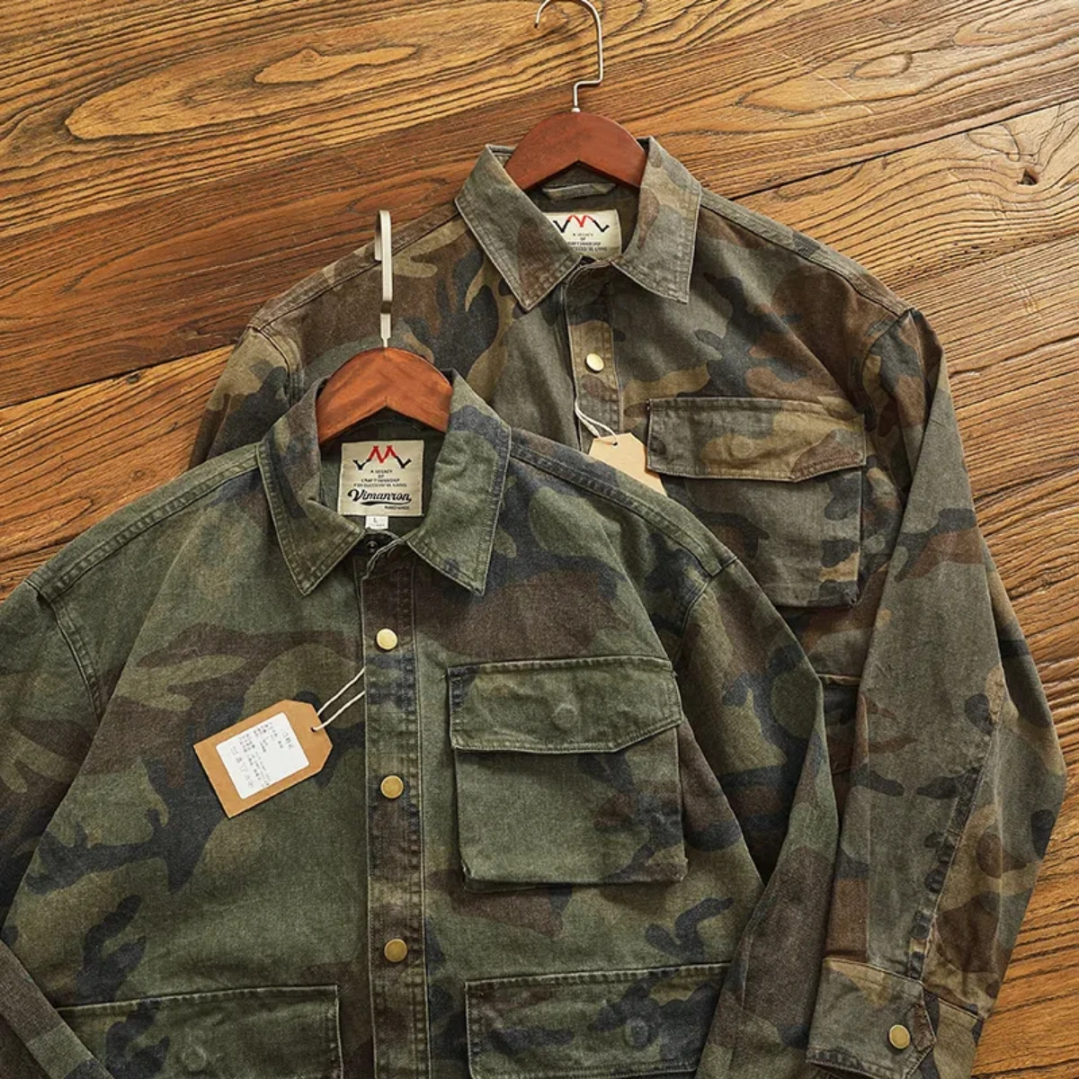 Lässiger Cargo-Hemd-Camouflage-Mantel für Herbst, neuer Herrenmantel, große Taschenfunktion, stilvolle Outdoor-Jacke Image