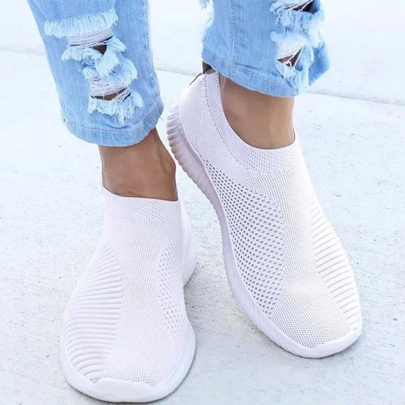 Frauen vulkan isierte Schuhe hochwertige neue Frauen Turnschuhe Slip on Flats Schuhe Frauen Slipper plus Größe 43 Walking Flat