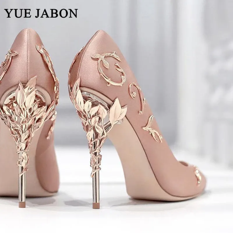 Luxus Blätter Metall Absatz Pumps Frauen Schuhe Spitz Blau Weiß Rosa Schwarz Seide Stiletto High Heels Hochzeit Braut Schuhe 10 cm