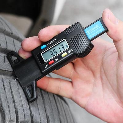 Tyre Tread Depth Gauge 0-25.4mm/1Inch Portable Tread Depth Checker Tyre Depth Measure with LCD Display for Cars