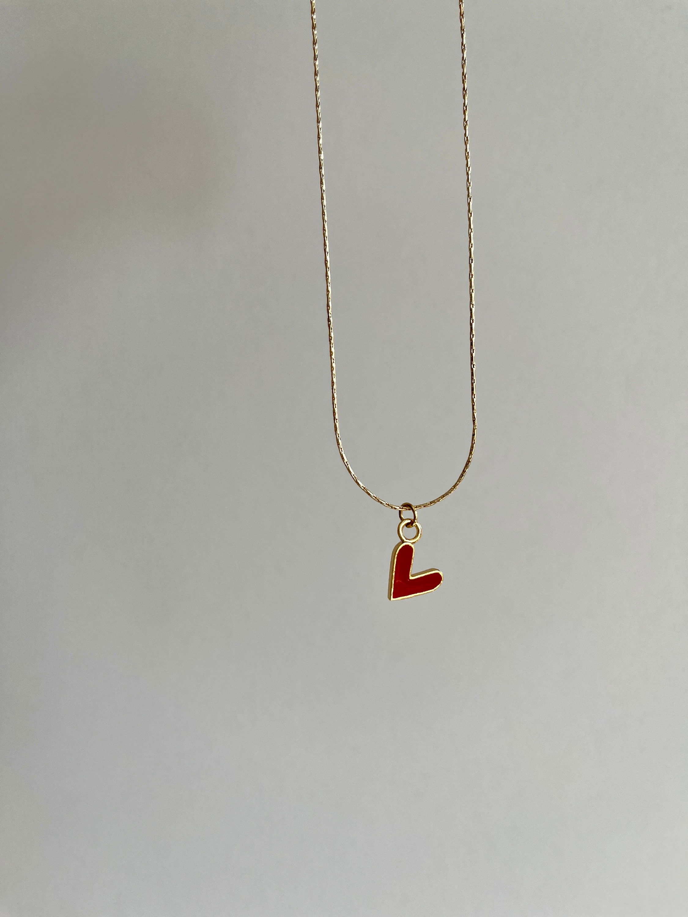 Collana con piccolo cuore rosso, collana girocollo a cuore, collana minimalista a cuore, collana vintage a cuore, gioielli a cuore, collana a cuore d'