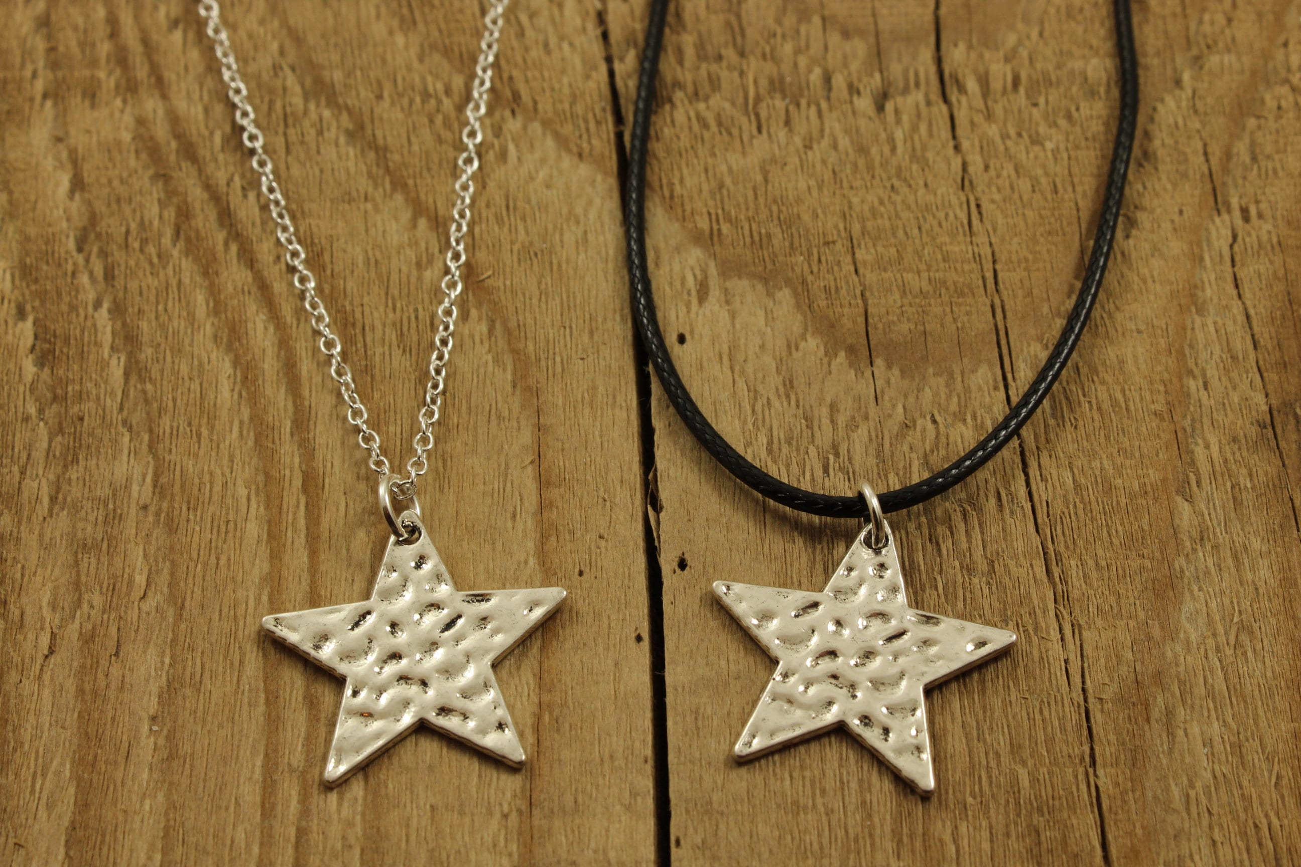Collana ciondolo stella, ciondolo stella martellato, stella d'argento, collana stella, ciondolo stella, regalo stella, gioielli stella, regalo celeste