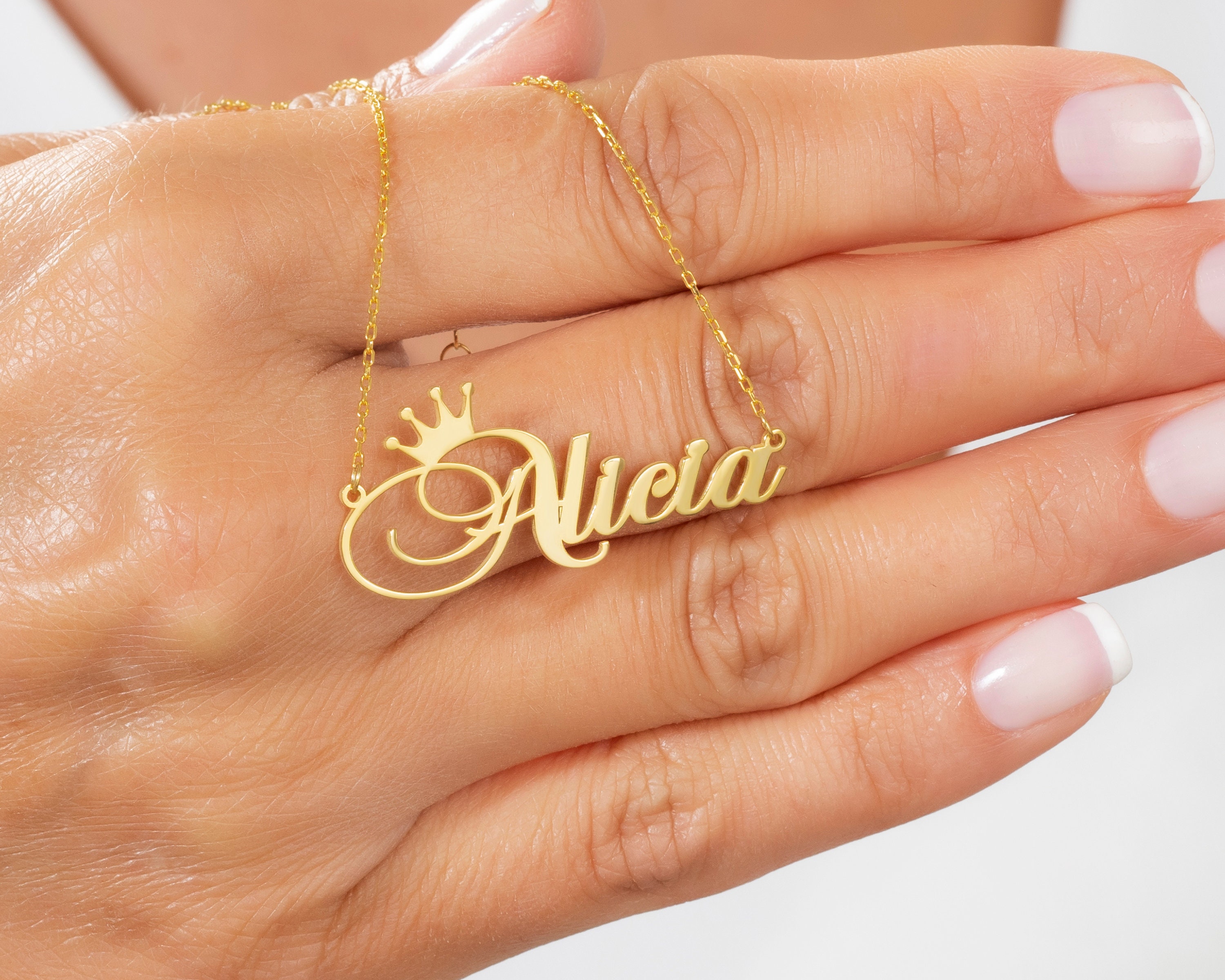 Collana personalizzata con corona, collana con nome personalizzato e corona, collana con corona per donna, collana con nome e corona, ciondolo con cor