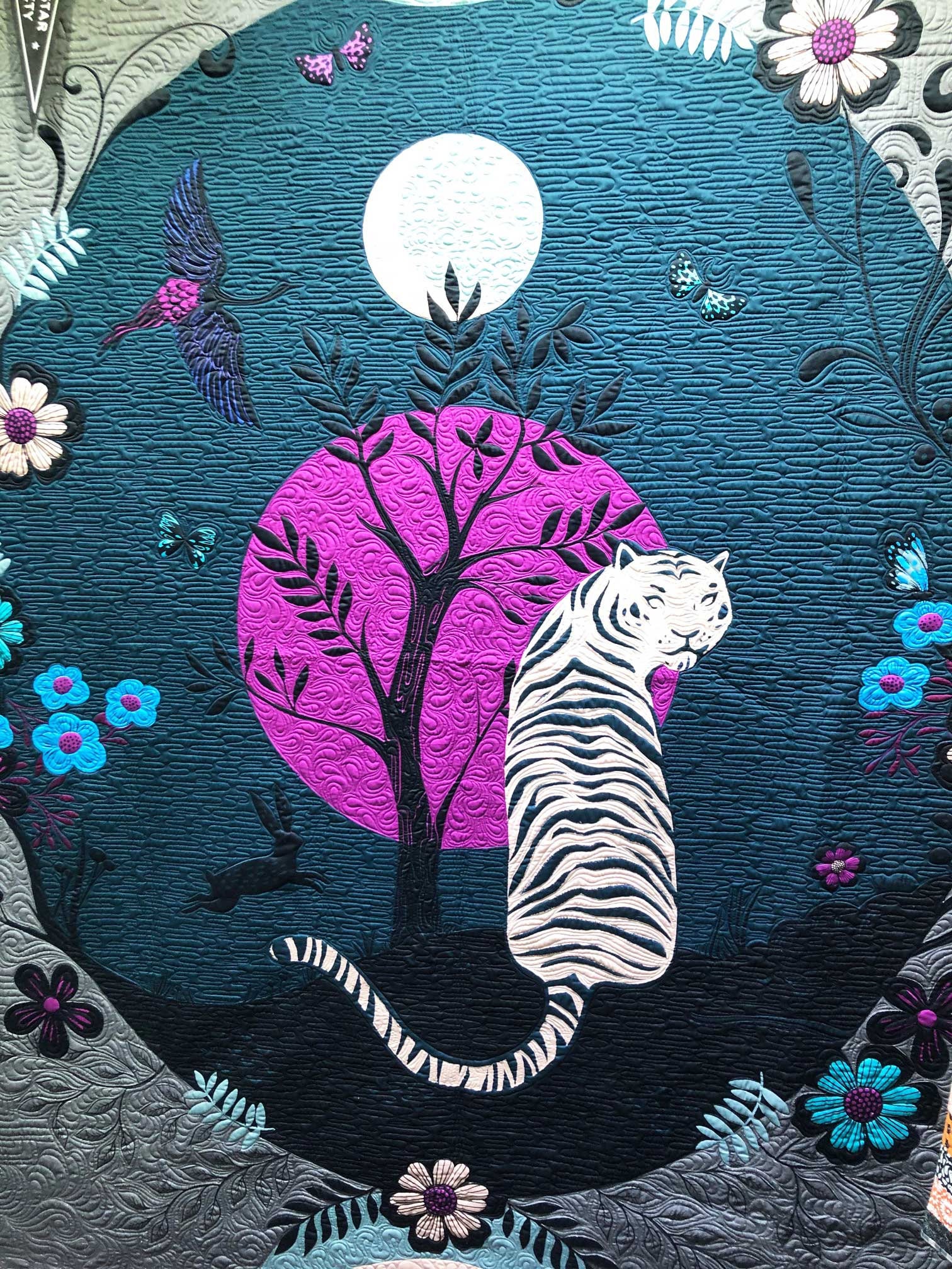 "Pannello digitale con motivo a tigre in tessuto Ruby Star - 99\" x 108\" - Sarah Watts - Ruby Star Society - Moda Fabrics - Pannello oversize 100% coton"