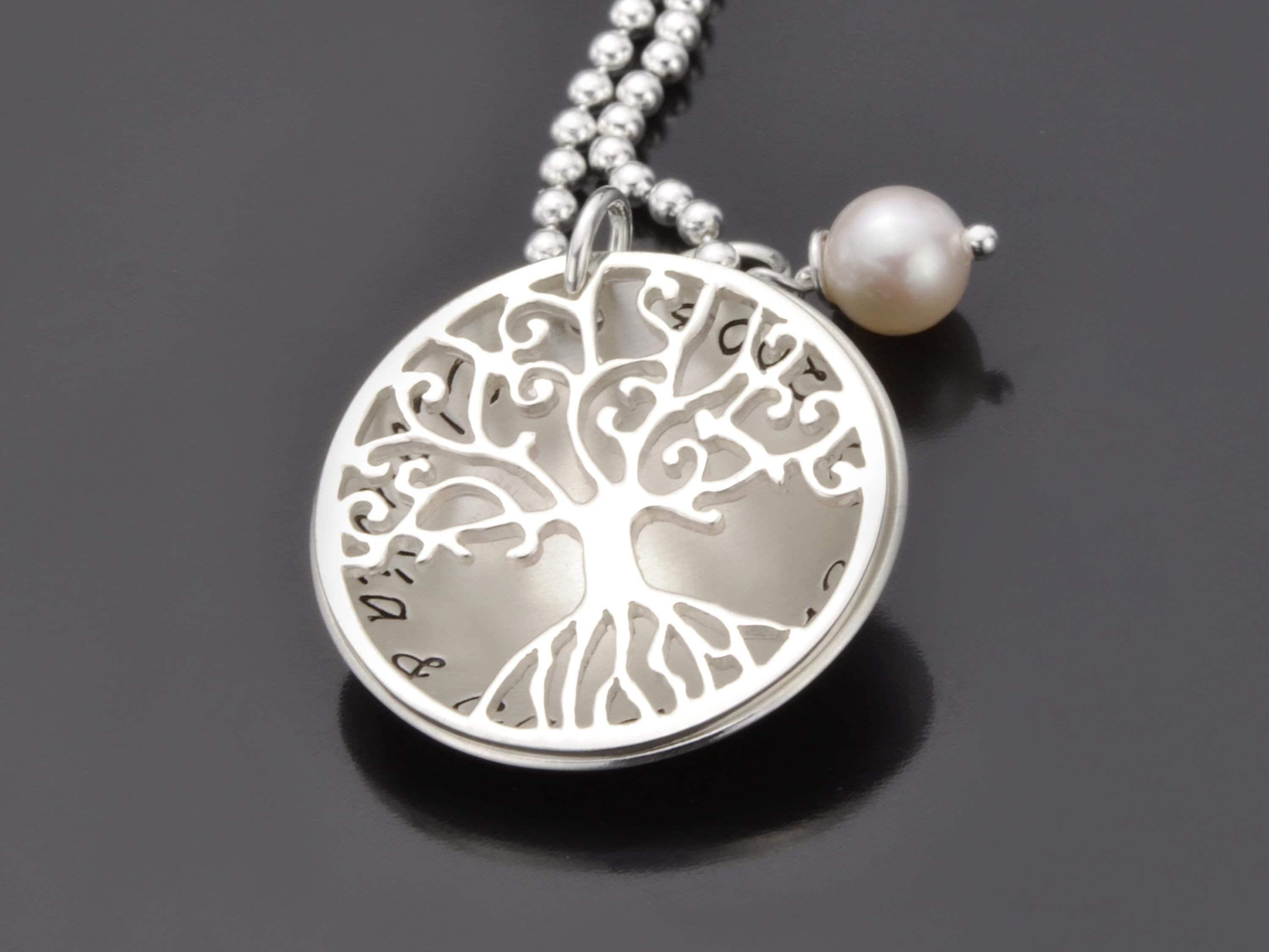 Collana di famiglia albero della vita collana albero genealogico ALBERO DELL'AMORE collana in argento 925 con incisione nome collana gioielli di famig