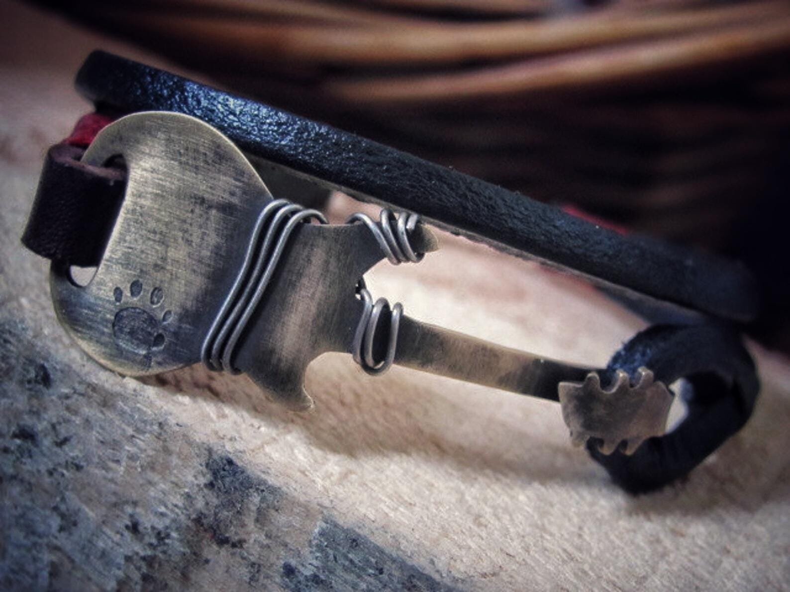 Bracciale in pelle con chitarra Bracciale in pelle con chitarra Bracciale in pelle con chitarra Bracciale in pelle da uomo Bracciale in pelle da uomo