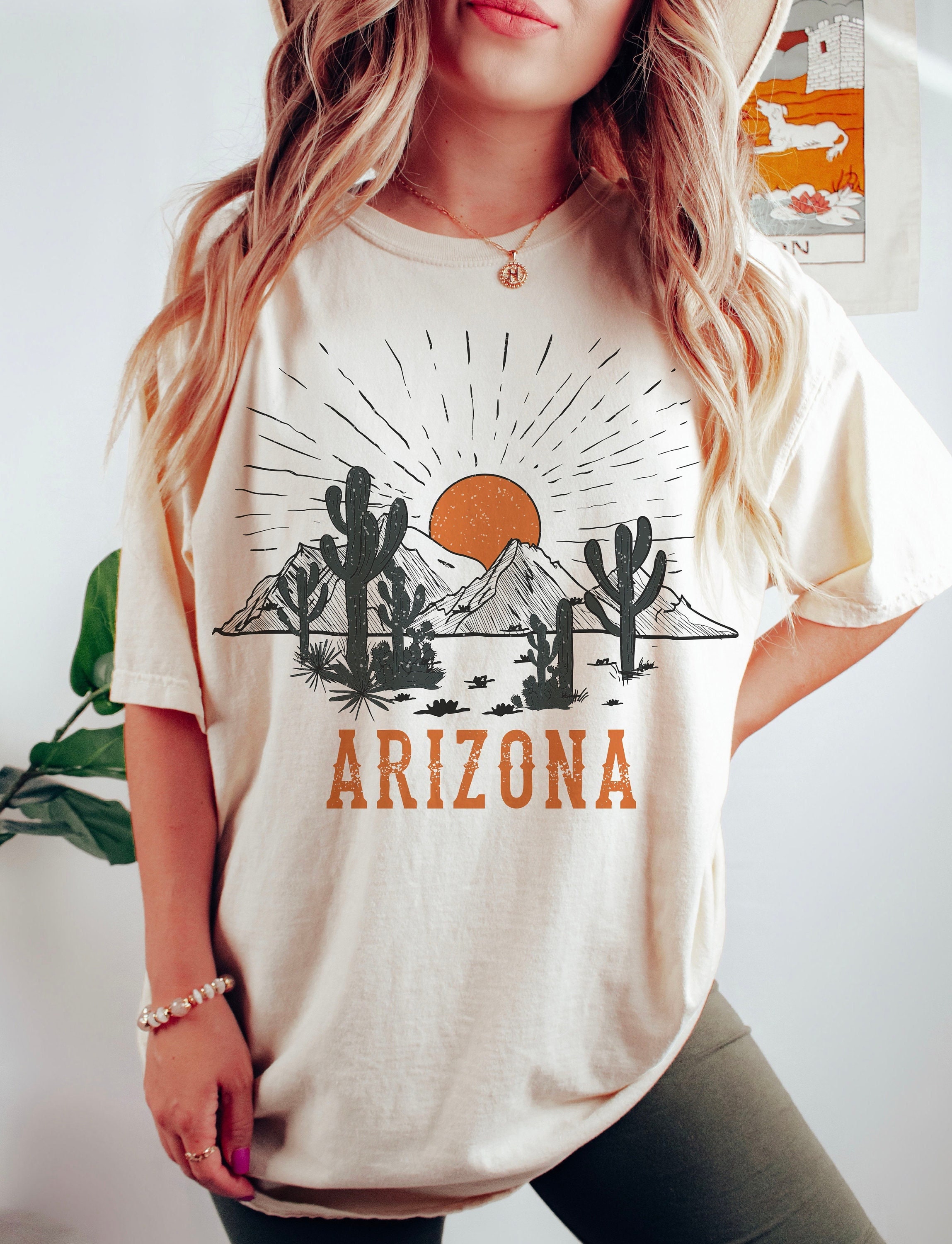 T-shirt Arizona, T-shirt Desert, T-shirt Desert Vibes, Camicia Boho, T-shirt Boho, T-shirt in cotone di ispirazione vintage, T-shirt unisex, T-shirt C