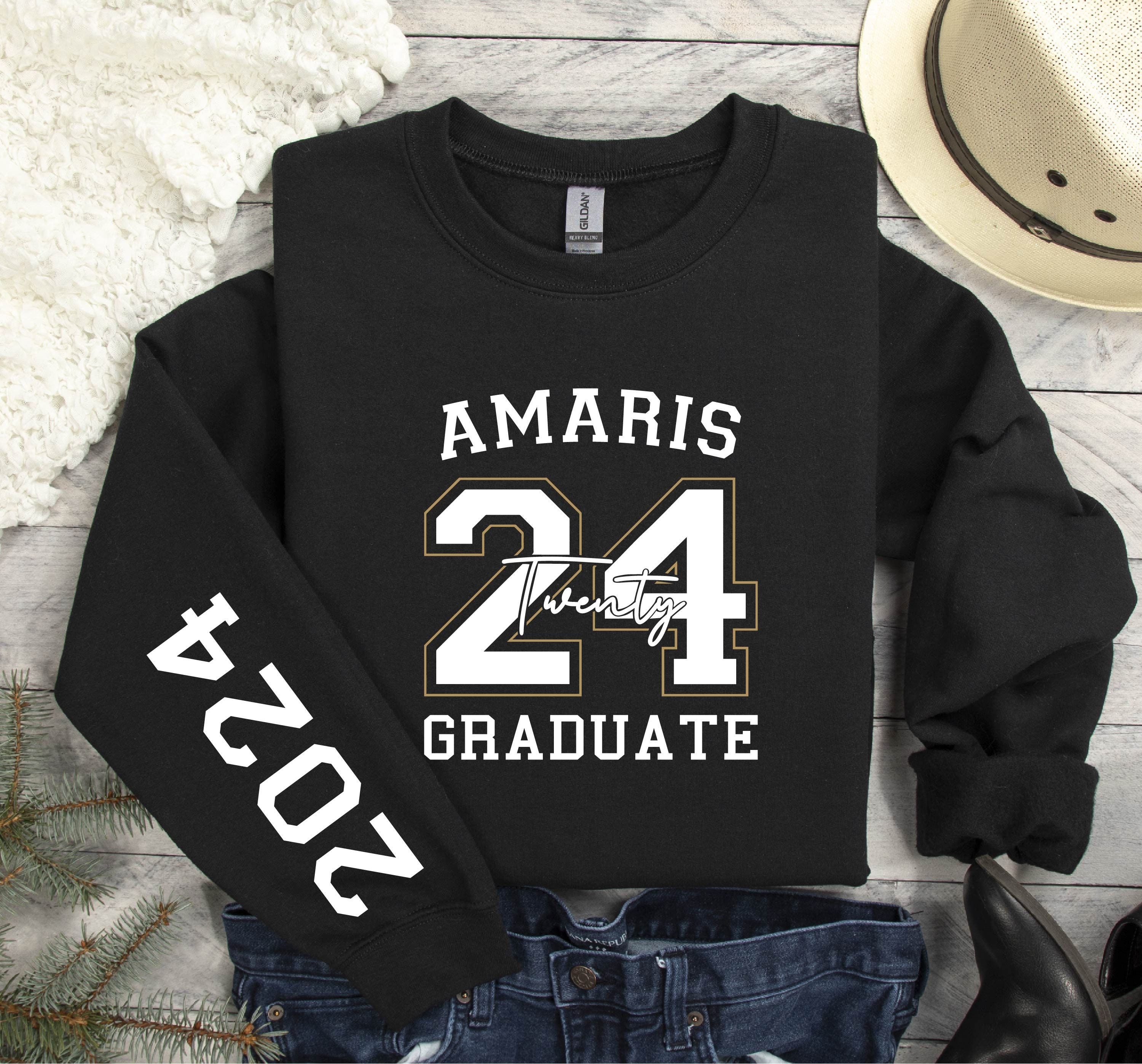 "Felpa personalizzata con scritta \"Laureato Senior 2026\" sulla manica, felpa con cappuccio personalizzata per la classe del 2026, regalo di laurea con"