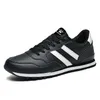 Leder rutsch feste Herren Laufschuhe Mode leichte atmungsaktive lässige Turnschuhe Arbeit Fitness studio Herren schuhe Lederschuhe