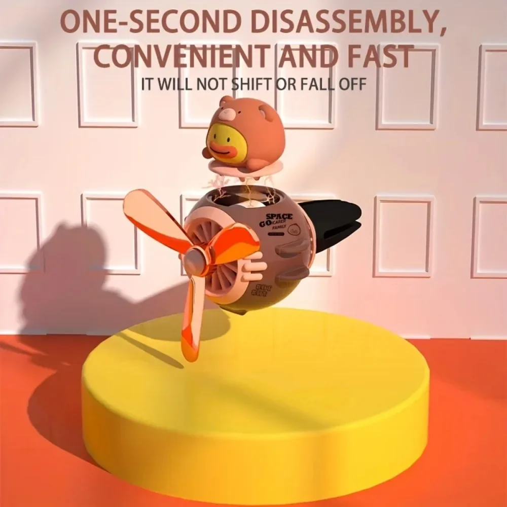 Lufterfrischer Auto Weihrauch Spender Rotierenden Propeller Outlet Niedlichen Cartoon Dekor Auto Zubehör Kreative Parfüm Dekoration Image