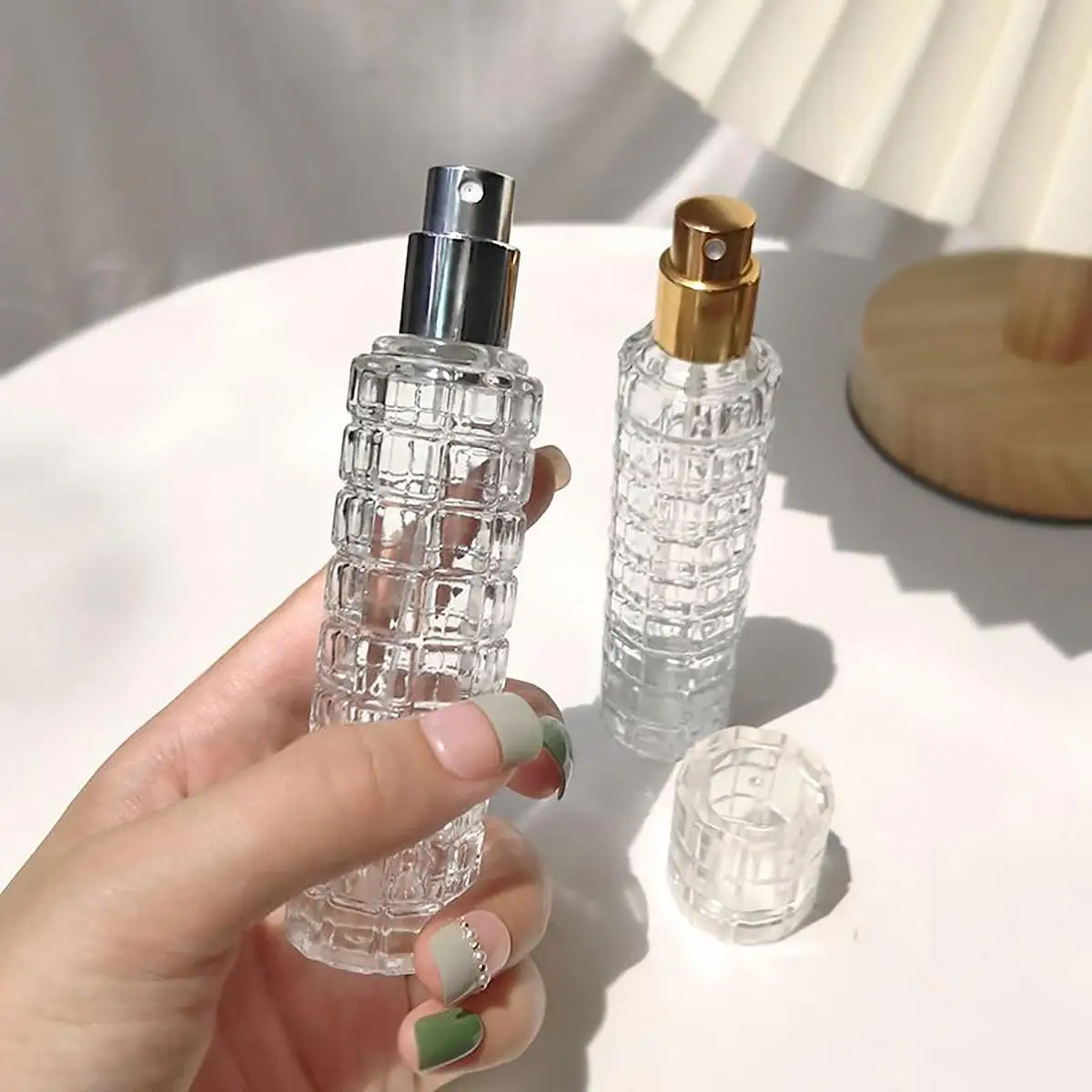 1pc 5ml/30ml gepresstes Gold & Silber Farbe Duft Wasser flasche transparent geometrisches Quadrat rundes Glas große Kapazität tragbar